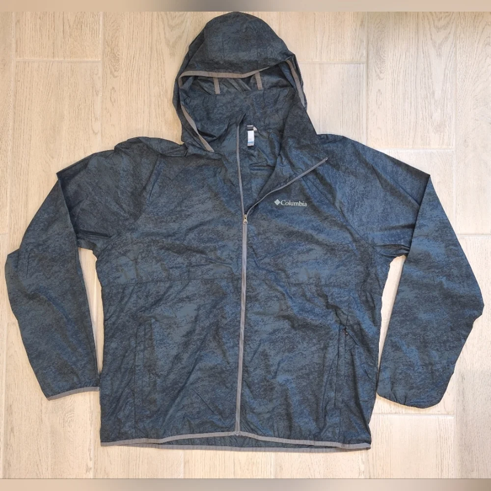 Columbia men's lightweight grey hooded windbreaker rain jacket- size XL